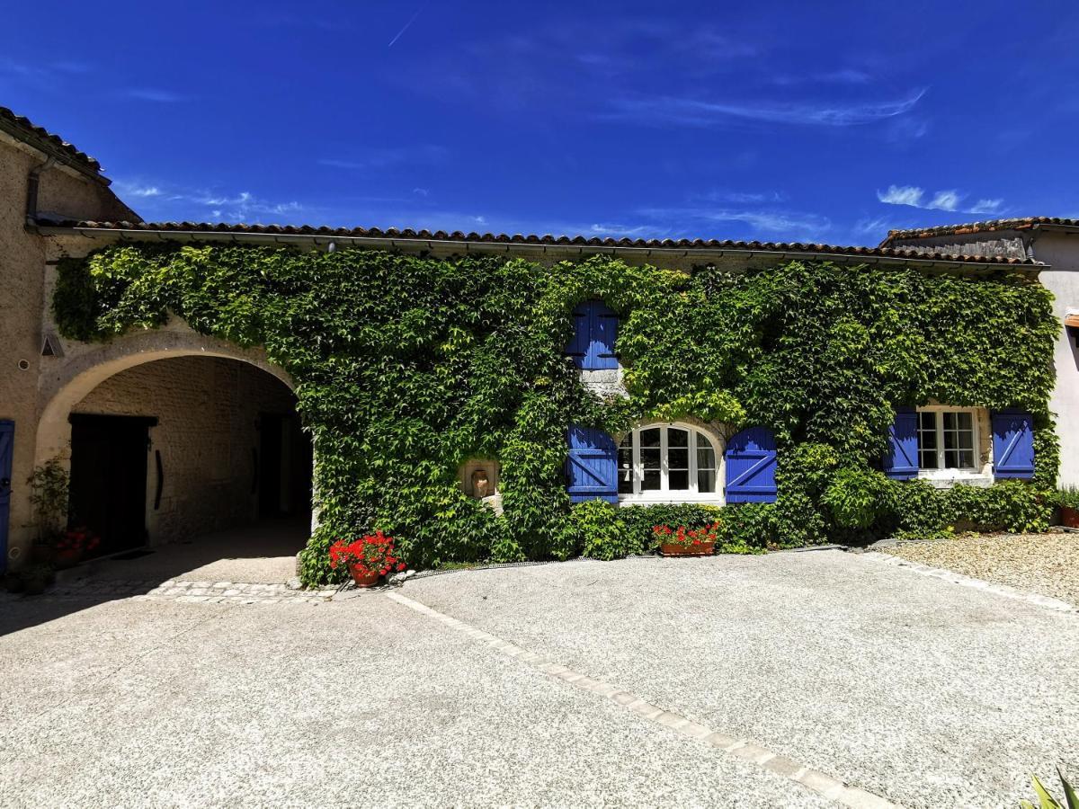L'Ancienne Distillerie Segonzac  Exterior foto